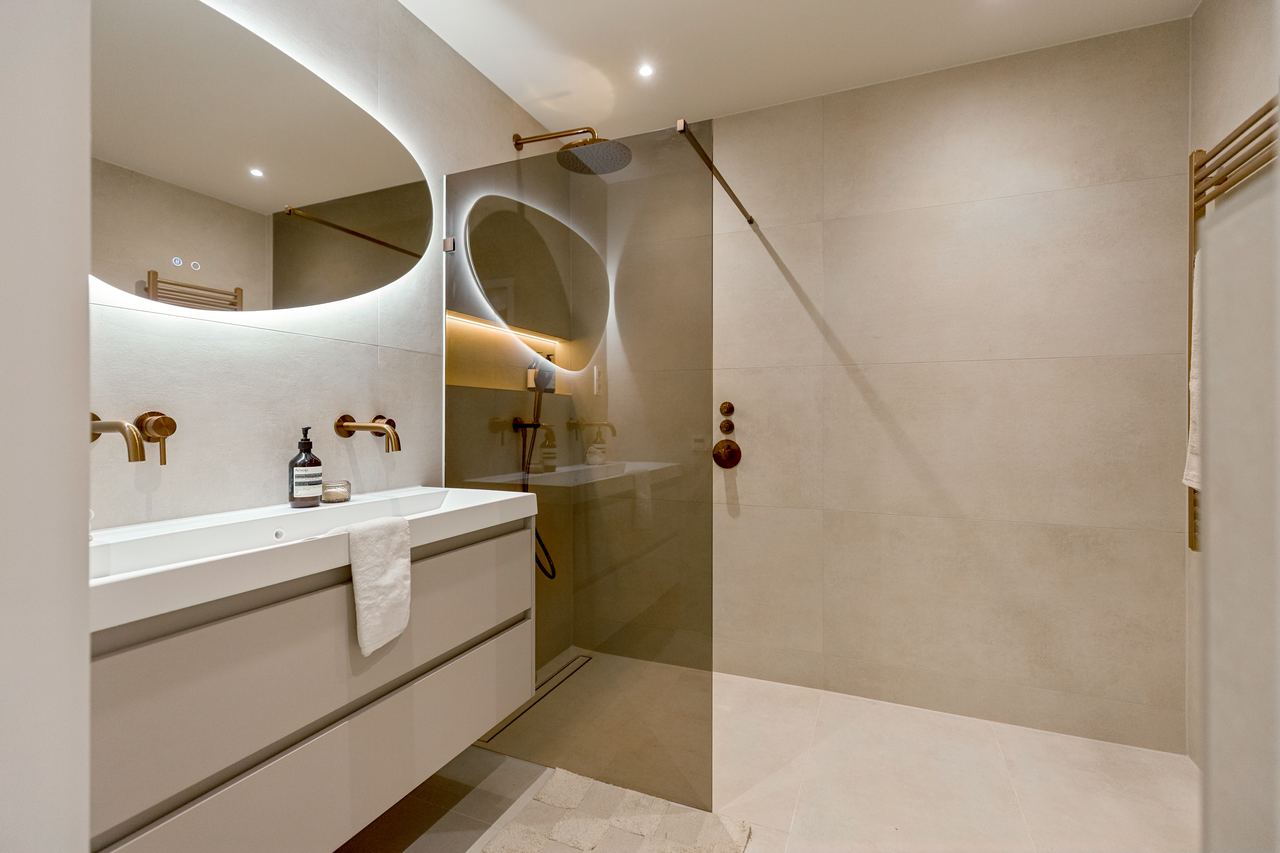 Badkamer met inloopdouche